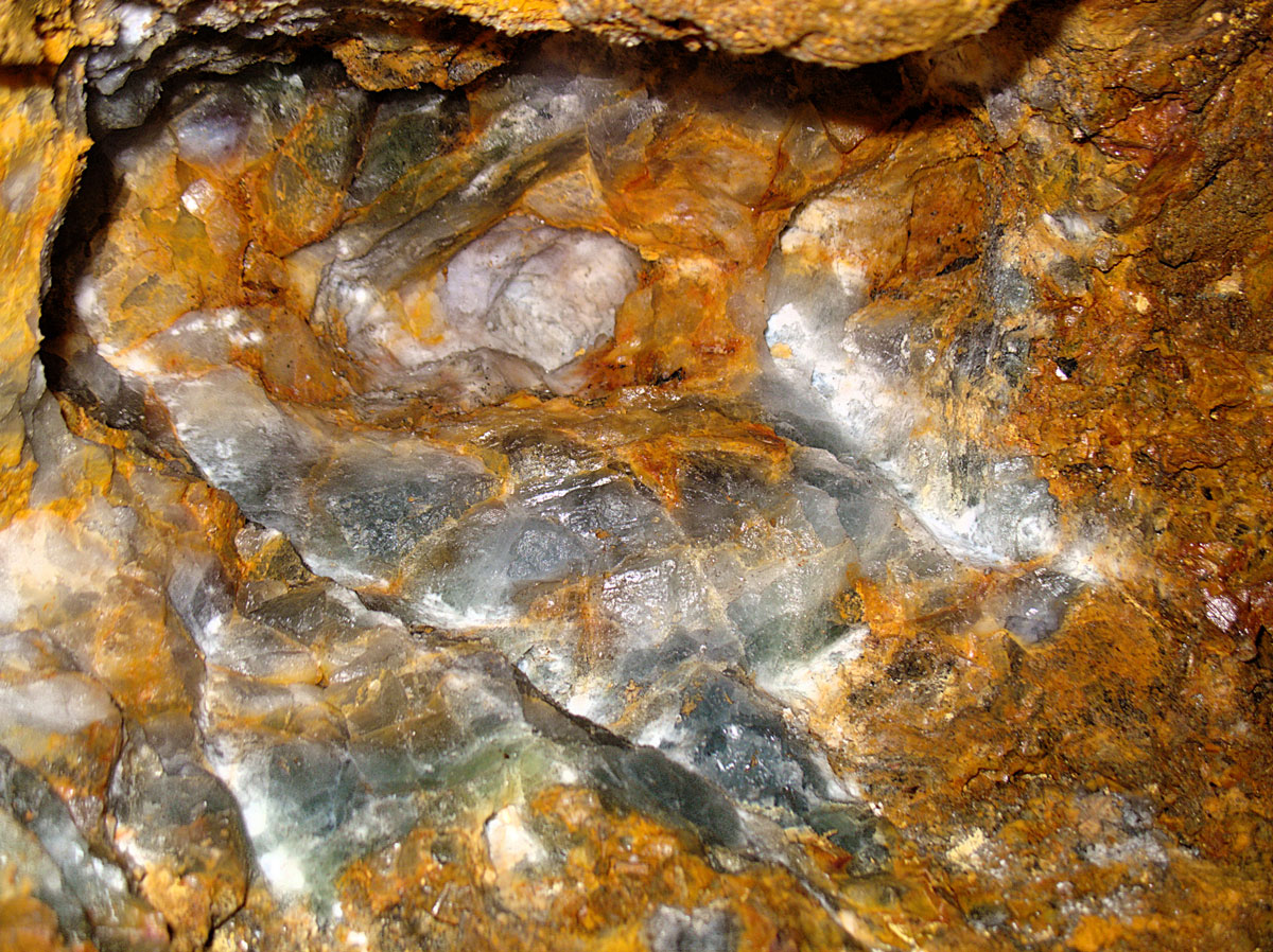 Erze und Minerale untertage im Bergwerkmuseum Grube Glasebach